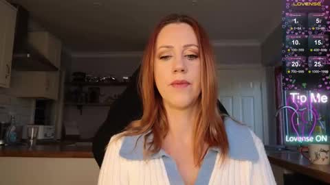 Snapshot of stripmequick chatting on 11.23.25 Amorina online show from 11.23.25