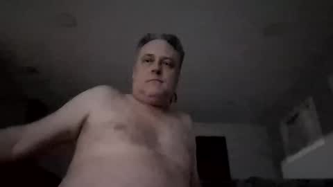 Snapshot of strokeofgenius69 chatting on 04.04.26 Cumallcumnow online show from 04.04.26