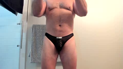 Snapshot of strokin4tokens33 chatting on 09.24.25 strokin4tokens33 online show from 09.24.25