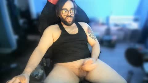 Snapshot of strokingslow420 chatting on 12.18.25 Johnny online show from 12.18.25