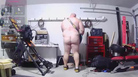 strong_bear89 online show from 04.20.26