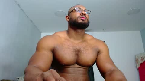 strong_george1 online show from 01.15.25