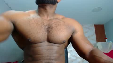 strong_george1 online show from 02.07.25