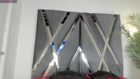 Snapshot of strong_girl_ chatting on 03.05.25 Alexa online show from 03.05.25