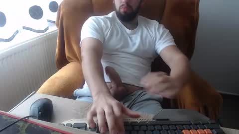 StrongCoffee online show from 11.17.25