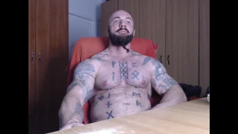 Snapshot of strongivan chatting on 12.29.24 StrongIvan online show from 12.29.24