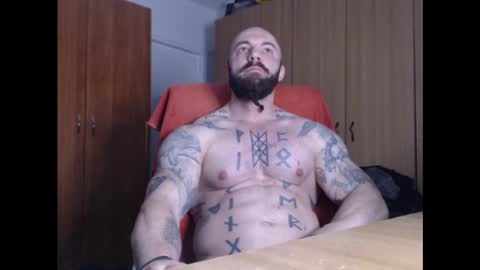 Snapshot of strongivan chatting on 01.08.25 StrongIvan online show from 01.08.25