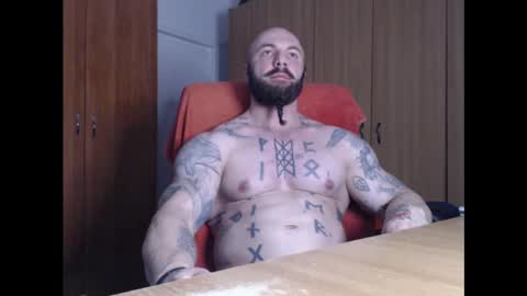 Snapshot of strongivan chatting on 01.31.25 StrongIvan online show from 01.31.25