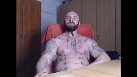 Snapshot of strongivan chatting on 02.05.25 StrongIvan online show from 02.05.25