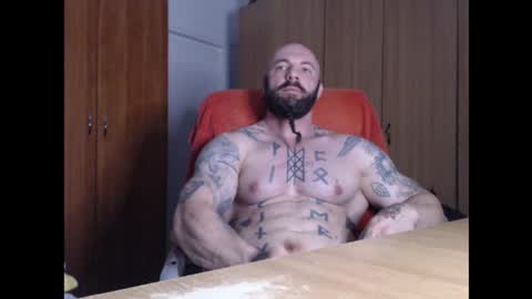 Snapshot of strongivan chatting on 09.19.25 StrongIvan online show from 09.19.25