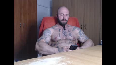 Snapshot of strongivan chatting on 05.19.26 StrongIvan online show from 05.19.26