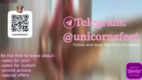 Snapshot of strupedsunicorns chatting on 01.12.25 goddess online show from 01.12.25