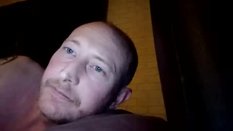 Snapshot of stu_art83 chatting on 05.19.26 stu_art83 online show from 05.19.26