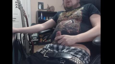 Snapshot of studbeltbro chatting on 02.21.25 studbeltbro online show from 02.21.25