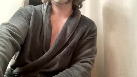 Snapshot of studbro41 chatting on 12.31.24 studbro41 online show from 12.31.24