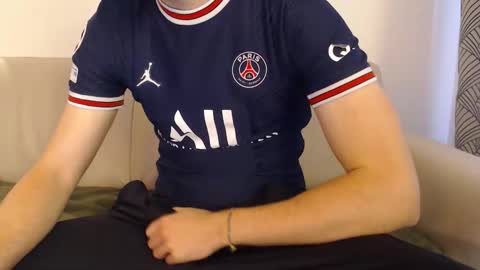 Stud From Paris online show from 05.06.26