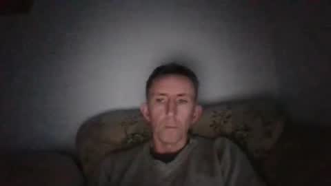 Snapshot of stuuuey73 chatting on 12.27.24 stuuuey73 online show from 12.27.24