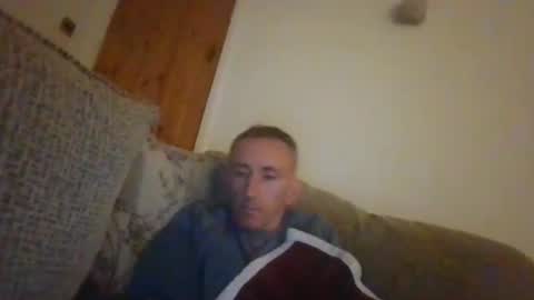 Snapshot of stuuuey73 chatting on 09.22.25 stuuuey73 online show from 09.22.25