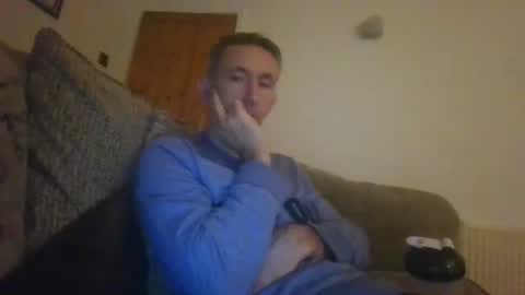 Snapshot of stuuuey73 chatting on 10.18.25 stuuuey73 online show from 10.18.25