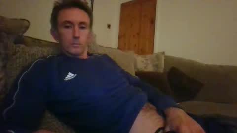 Snapshot of stuuuey73 chatting on 12.20.25 stuuuey73 online show from 12.20.25