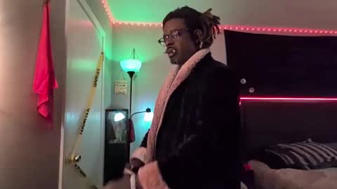 Snapshot of suavechocolatecity chatting on 09.28.25 Hot Chocolate online show from 09.28.25