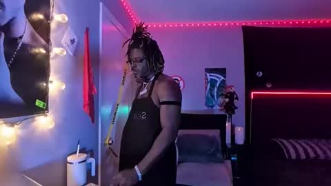 Snapshot of suavechocolatecity chatting on 11.23.25 Hot Chocolate online show from 11.23.25