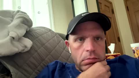 submissivebrett381 online show from 07.16.26