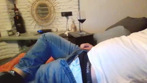 Snapshot of submissivguy chatting on 09.22.25 submissivguy online show from 09.22.25