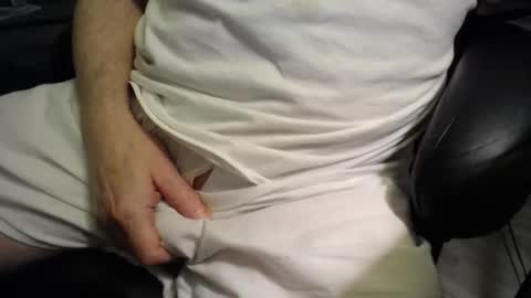 Snapshot of subswichuser00060960 chatting on 10.01.25 subswitchuser online show from 10.01.25