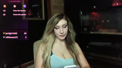 Snapshot of suburban_sickness chatting on 01.27.25 Polly online show from 01.27.25