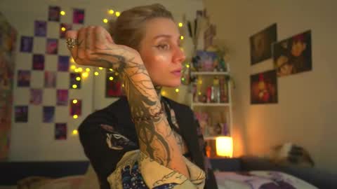 succubus_66 online show from 03.02.25