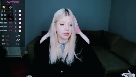 succubus_leslie online show from 12.28.24