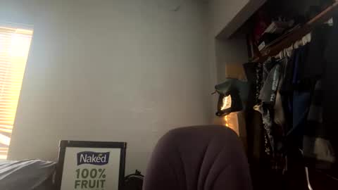 Snapshot of sucio72 chatting on 09.20.25 Sucio online show from 09.20.25