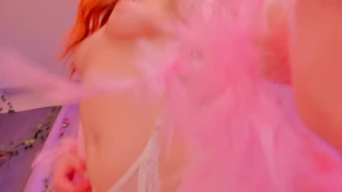 Snapshot of sugar_lips__ chatting on 01.04.25 Alice online show from 01.04.25