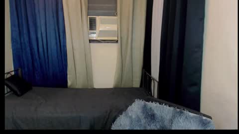 Snapshot of sugar_munch chatting on 02.11.25 Cheska online show from 02.11.25