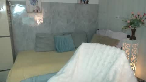 Snapshot of sugar_pinky chatting on 04.14.26 sugar_pinky online show from 04.14.26