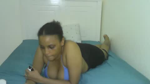 Snapshot of sugar_tempress chatting on 11.05.25 sugar_tempress online show from 11.05.25