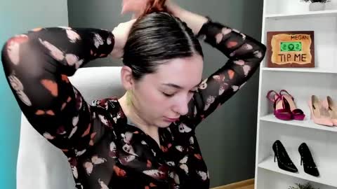 Megan online show from 05.25.26