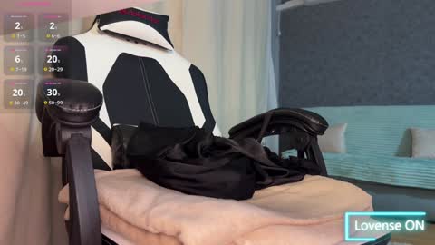 Snapshot of suiyugh chatting on 12.19.24 Emmy online show from 12.19.24