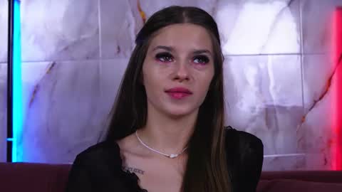 sukie_spooky online show from 10.25.25