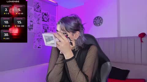    online show from 02.05.25