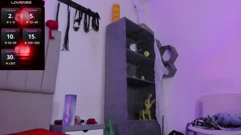    online show from 02.05.25