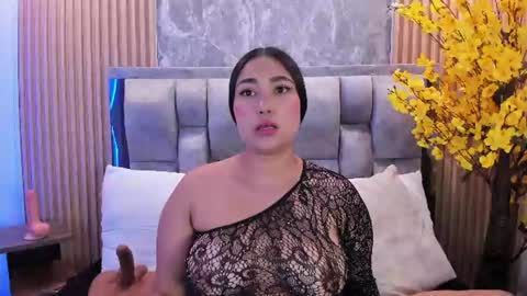 Snapshot of sulay_kim chatting on 08.07.26 Sulay online show from 08.07.26