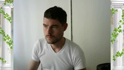 Snapshot of sultansgirls chatting on 03.13.26 The Sultan online show from 03.13.26