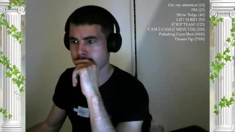 Snapshot of sultansgirls chatting on 03.22.26 The Sultan online show from 03.22.26