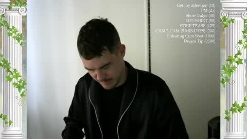 Snapshot of sultansgirls chatting on 03.23.26 The Sultan online show from 03.23.26