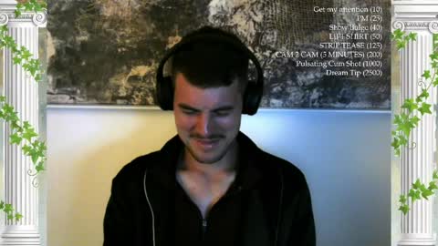 Snapshot of sultansgirls chatting on 04.08.26 The Sultan online show from 04.08.26