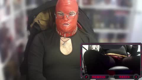 Snapshot of sumisolatex chatting on 02.06.25 Sumisolatex online show from 02.06.25