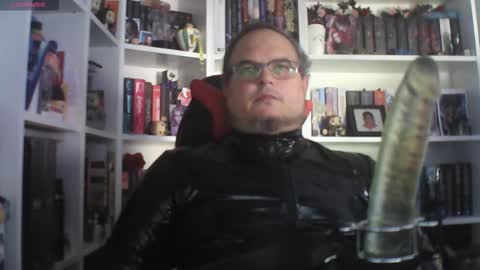 Snapshot of sumisolatex chatting on 10.20.25 Sumisolatex online show from 10.20.25