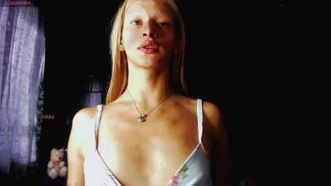 Snapshot of summer__xo chatting on 01.26.25 Summer online show from 01.26.25